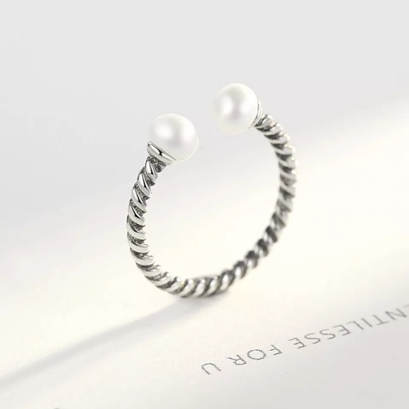 *NEW Pearl Twist Ring | 925 Sterling Silver - Picture 3 of 15